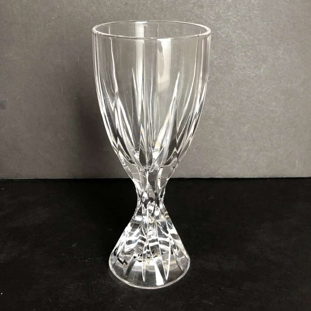 New Mikasa Park Lane Crystal Wine Glasses Goblet 7'' H x 3